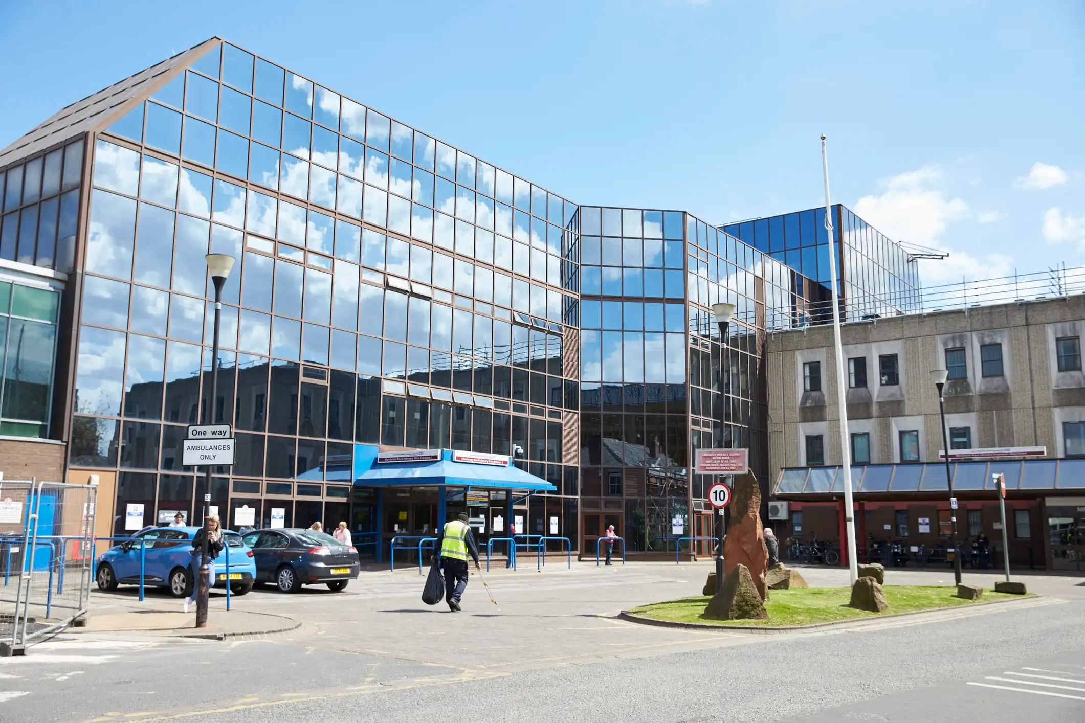 Urban Healthcare Facility